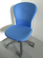 コクヨ（ＫＯＫＵＹＯ）オフィスチェア　レグノ　ブルー　事務椅子【OAチェア】