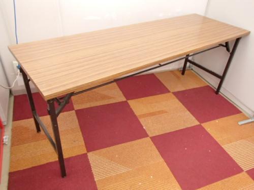 中古｜折りたたみテーブル｜内田洋行製｜40・60シリーズ
                                    中古
            