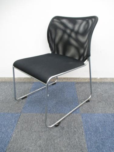 【メッシュ地】【ミーティング用】　unknown製　スタッキングチェア　【重ねて収納可能】【中古事務椅子】【会議チェア】
                                    中古
            