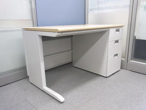 【状態良好】片袖机　幅1200ｍｍ　イトーキ　ＣＸシリーズ　木目天板
                                    中古
            