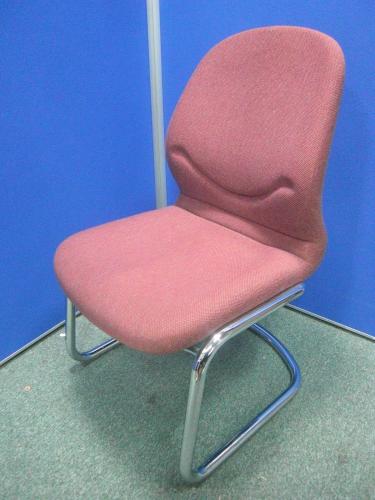 【事務椅子】|コクヨ製|ダイナフィットシリーズ|ミーティングチェアですが、座面も厚く、すわり心地抜群！【会議チェア】
                                    中古
            