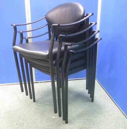 【事務用品】|スタッキングチェア|レザー地|状態良好品|肘付|【セット商品】【新春】【会議チェア】
                                    中古
            