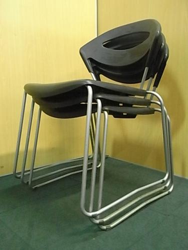 【セット商品】スタックチェア３脚セット【その他メーカー】【会議チェア】
                                    中古
            