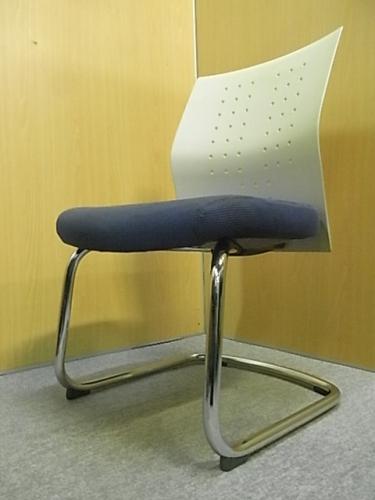 【希少！】【状態良好】ミーティグチェア■ダイナフィットエクサージュ■コクヨ製〜おしゃれでスタイリッシュなミーティングチェア〜【会議チェア】
                                    中古
            