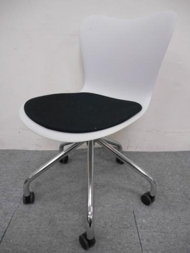 内田洋行製ＭＬ-300シリーズ｜ミーティングチェア【オフィス家具　イス　チェア　東京　豊島区】【会議チェア】
                                    中古
            