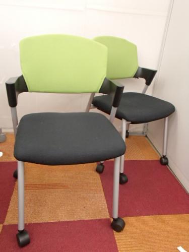 中古｜スタッキングチェア　２脚セット｜コクヨ製｜プロッティ ｜CK-582CN｜【セット商品】【会議チェア】
                                    中古
            