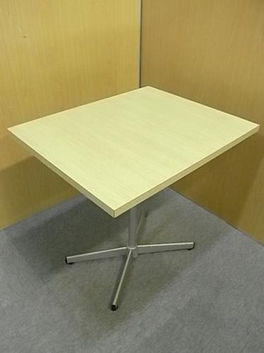 【お買い得品】ミーティングテーブル　〜木目でシンプル〜
                                    中古
            