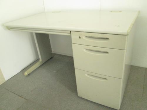 人気のサイズ　Ｗ1200　安心のオカムラ製です。
                        ＳＤシリーズ
                                    中古
            