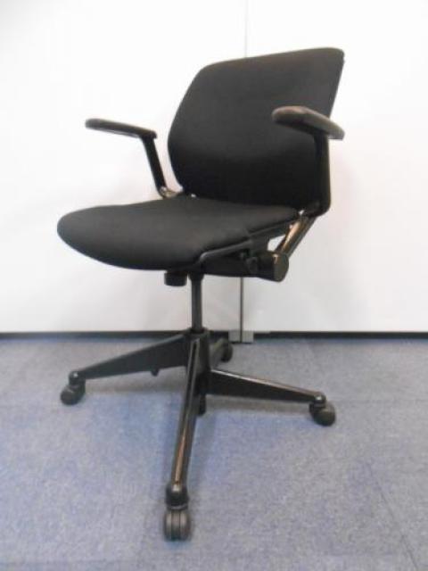 人間工学理論】スチールケース VECTA カートチェア 肘無し