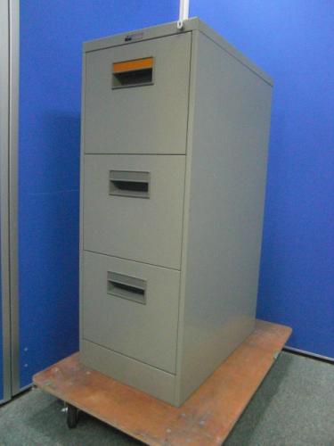 【事務用品】|A4ファイルキャビネット|プラス製|京都、滋賀を始め、全国へ配送しております!!
                                    中古
            