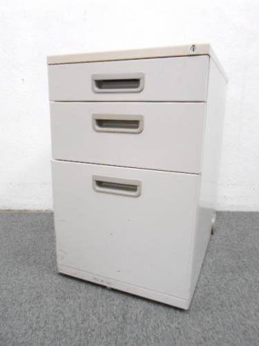 【難あり】3段ワゴン　■イナバ（Inaba）　■ADNシリーズ　■キャスター欠けあり
                                    中古
            