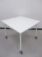 角テーブル　天板ホワイト　幅900