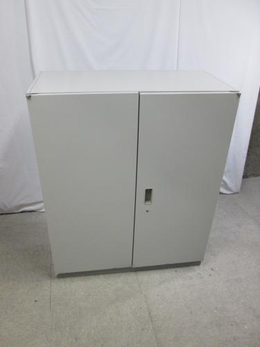 イトーキ製両開き書庫　高さ1100mmタイプ
                                    中古
            