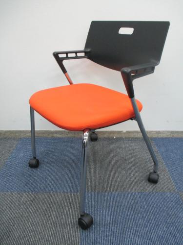 【デザインチェア】　Vitra製　ミーティングチェア　【中古事務椅子】【会議チェア】
                        
                                    中古
            