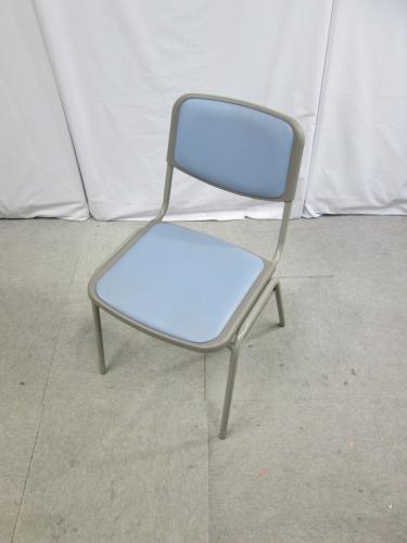 【ビニールレザー】｜スタッキングチェア｜ブルー｜布と違って拭き掃除ができます！【会議チェア】
                                    中古
            