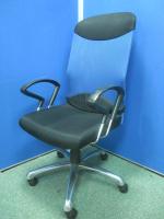 【事務椅子】|オフィスチェア|肘付（※欠け有）|海外産・安価品【OAチェア】