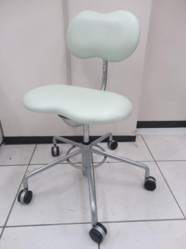 イトーキ製　タシットチェア　【ぞくぞく】【会議チェア】
                                    中古
            