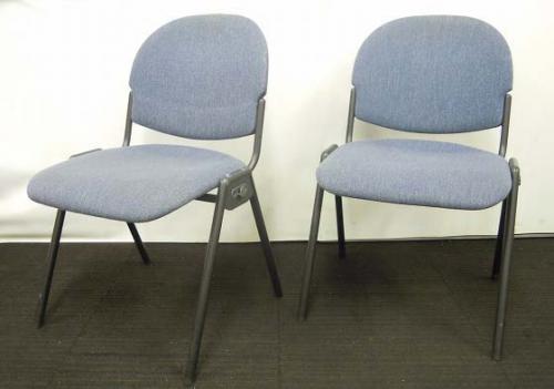 【セット商品】スタッキングチェア2脚セット　ブルー色　【会議チェア】
                        
                                    中古
            