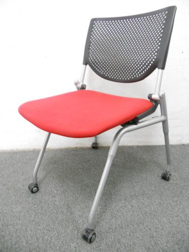 ■ネスティングチェア（水平スタックチェア）　■オカムラ　■プロスタック【会議チェア】
                                    中古
            