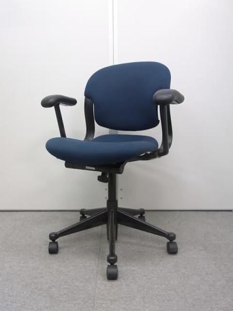 中古】 Herman Miller/ハーマンミラー 肘付ローバックチェア 105221