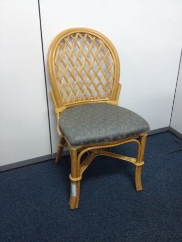 ☆オリバー製　木製ミーティングチェア☆【会議チェア】
                                    中古
            