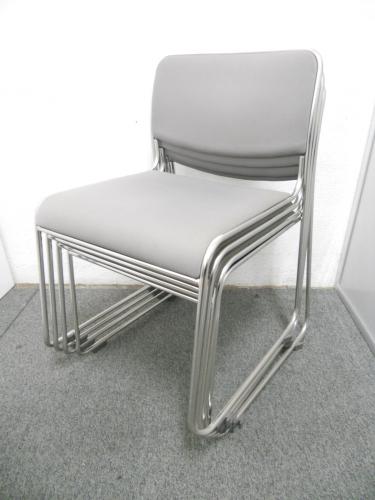 ■スタッキングチェア4脚セット　■グレー　■コクヨ（KOKUYO)　【会議チェア】
                                    中古
            