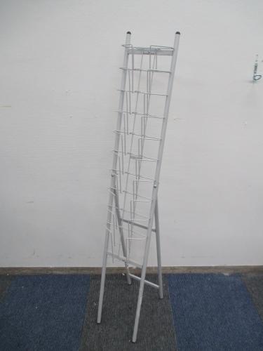 【カタログスタンド】　unknown製　
                                    中古
            