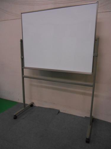 【1か所凹み有】プラス製片面ホワイトボード　キャスター脚付【オフィス家具　書庫　キャビネット　収納　東京　豊島区】
                                    中古
            