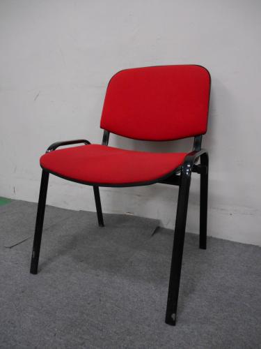 その他メーカー製｜スタッキングチェア｜女性に人気のレッド色
                        
                                    中古
            