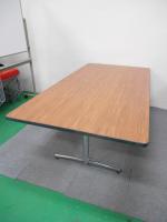 【オカムラ製　木目ミーティングテーブル】6〜8名様用のゆったりサイズ