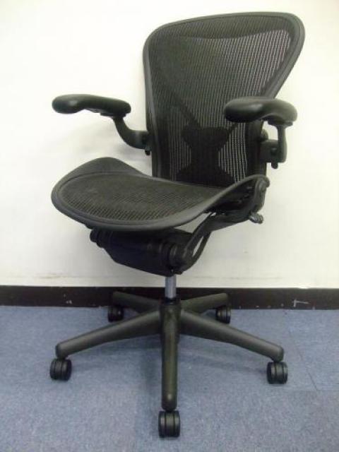 中古】アーロンチェア Herman Miller/ハーマンミラー 肘付ハイバック