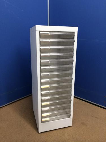 【多段式トレイ書庫】【１列15段】【ホワイト】
                                    中古
            