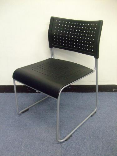 スタッキングチェア入荷！【会議チェア】
                                    中古
            