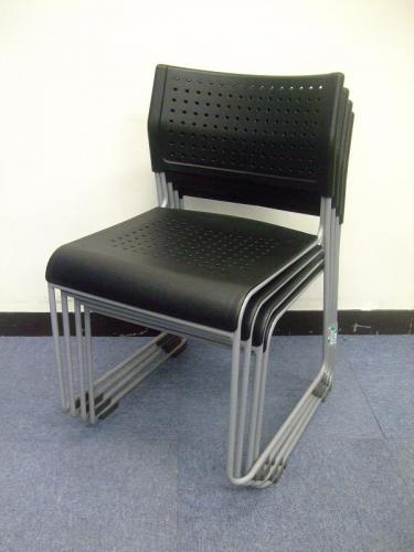 【セット商品】スタッキングチェア４脚セット！【会議チェア】
                                    中古
            