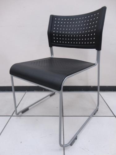 　スタッキングチェア（樹脂タイプ）　新規・入替大歓迎！　【会議チェア】
                        
                                    中古
            