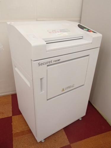 Securet F400WP
                        
                                    中古
            