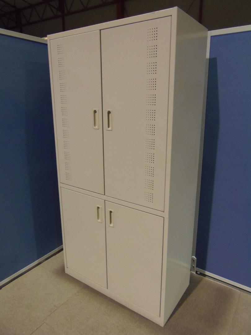 【状態良好】■キッチンキャビネット■kokuyo（コクヨ）製■BK-30 〜給湯室の必需品〜
                        
                                    中古
            