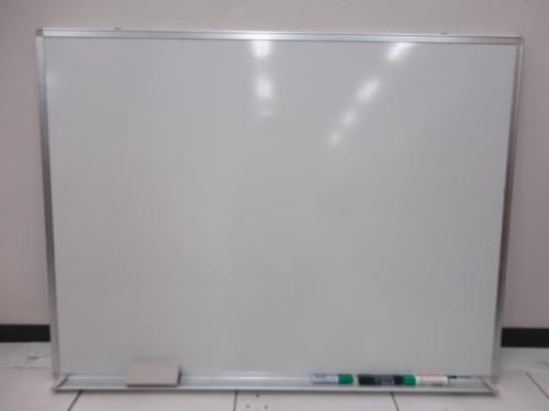 イトーキ製　ホワイトボード　壁掛けタイプ
                        
                                    中古
            