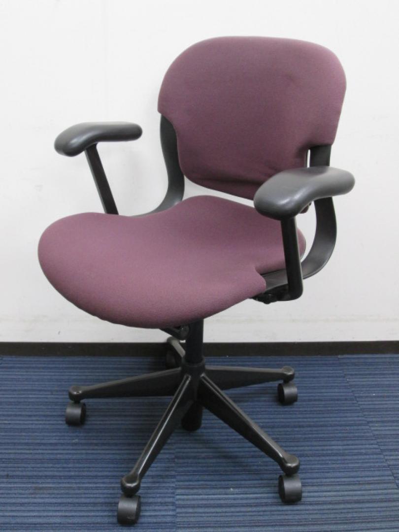 中古】 Herman Miller/ハーマンミラー 肘付ローバックチェア 107326 - 中古オフィス家具ならオフィスバスターズ