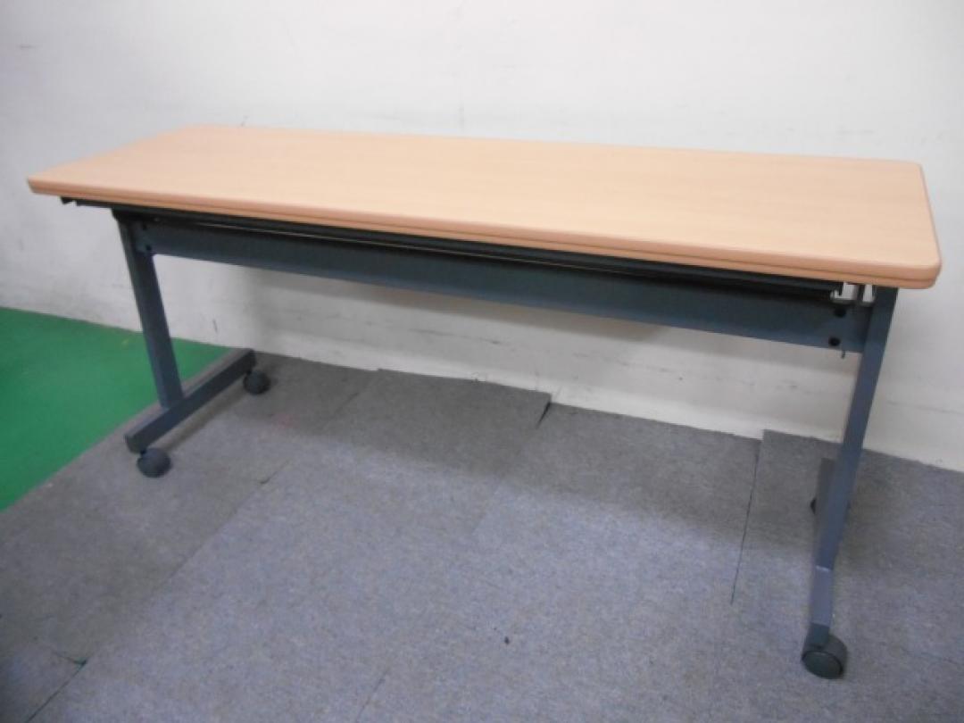 【イトーキ製　スタックテーブル】天板木目ナチュラル色【オフィス家具　テーブル　東京　豊島区】
                        
                                    中古
            