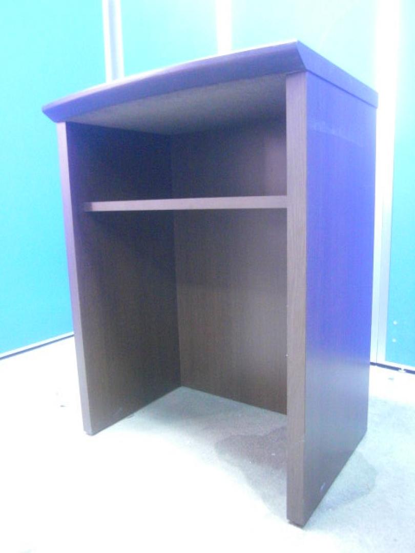 演台｜無人受付カウンター｜棚板付｜ローズ色｜国内産｜【天板傷有にて、特別価格】
                        
                                    中古
            