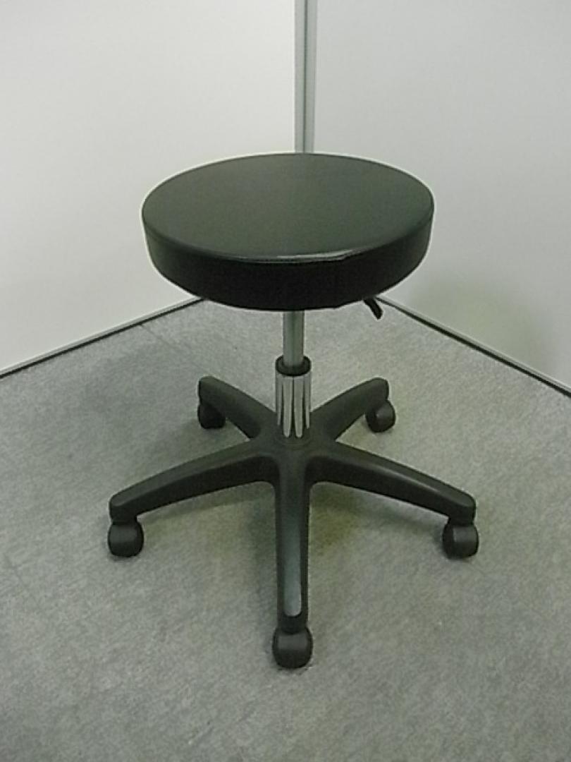 丸イス■　ブラック　〜上下昇降可能☆〜【中古　オフィス家具　チェア　イス】
                        
                                    中古
            
