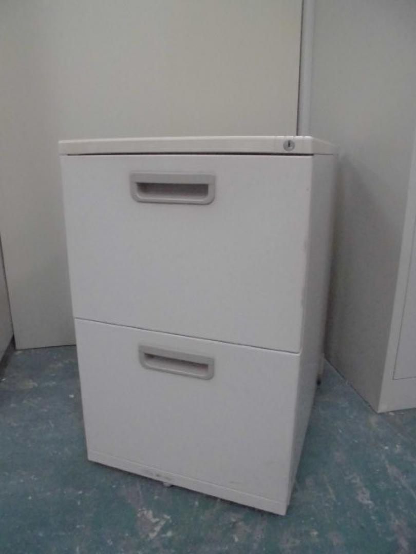 中古｜2段ワゴン｜イナバ製
                                    中古
            