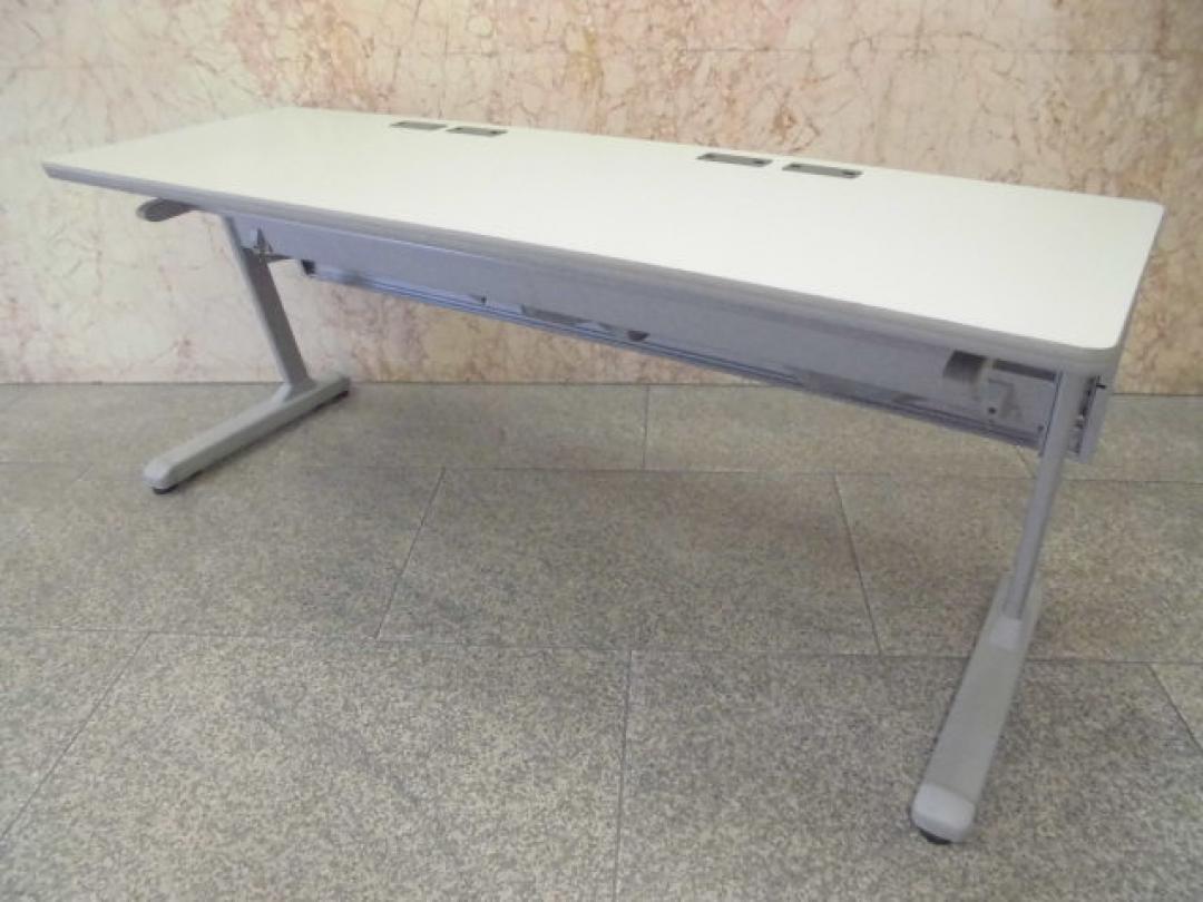 中古｜サイドスタックテーブル｜幕板付｜W1800｜オカムラ製
                                    中古
            