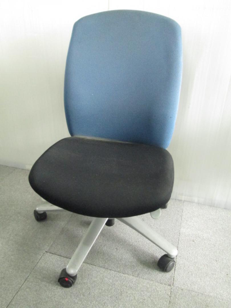 【特別価格】内田洋行製・キャストチェア　　より快適性を求めた座り心地をあらゆる人に提供するキャストチェア 
                        キャスト
                                    中古
            