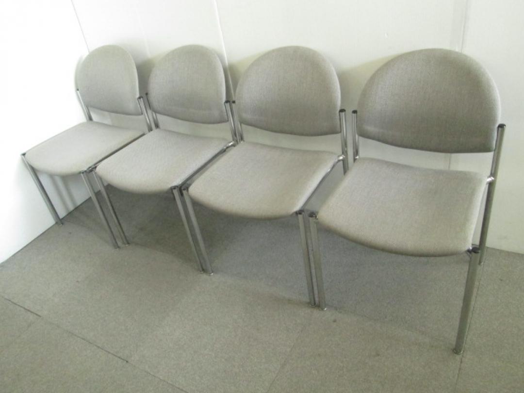 【4脚セット】スタッキングチェア 
                        
                                    中古
            