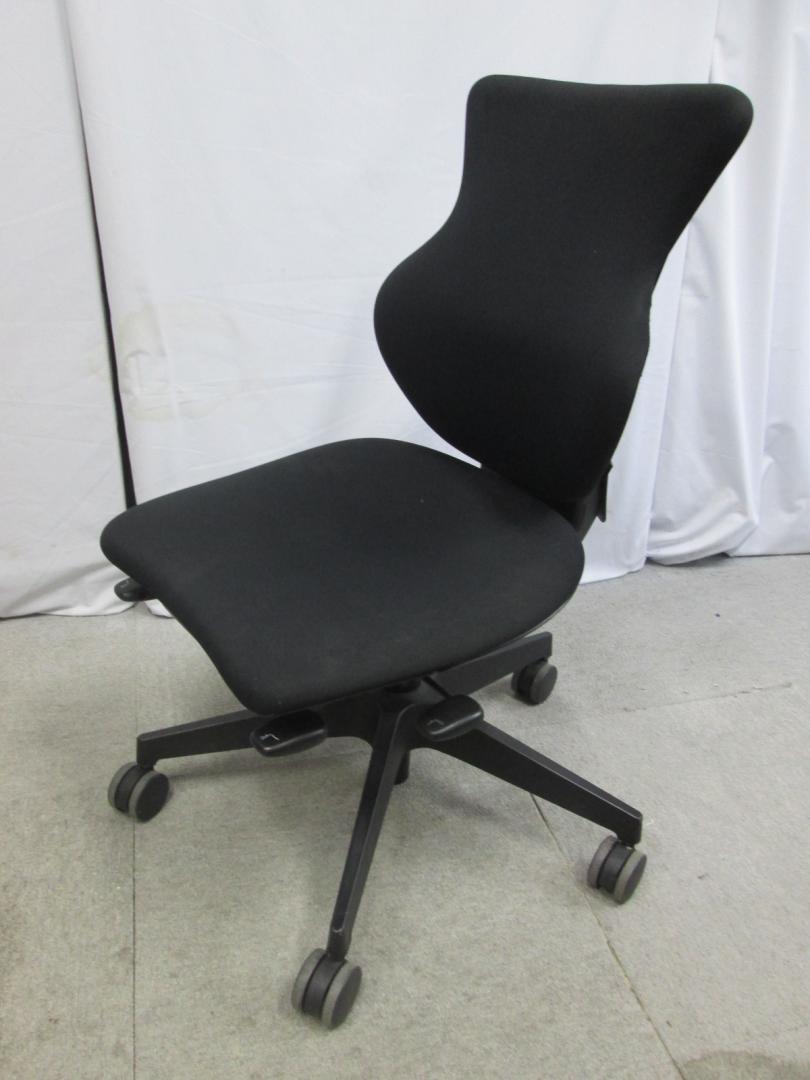 業界初！女性専用オフィスチェア！　イトーキ製カシコチェア！
                        カシコ
                                    中古
            