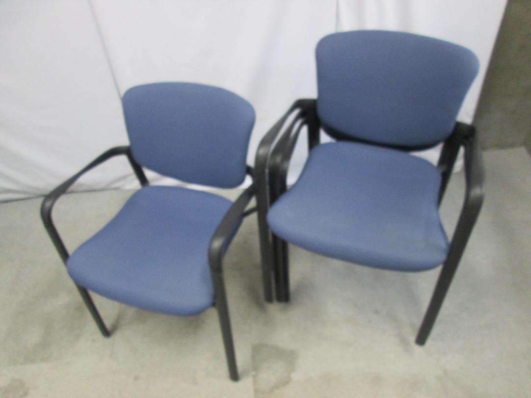 肘当て付きスタックチェア 　お得な4脚セット商品　【セット商品】
                        
                                    中古
            