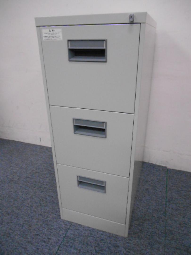 【Ａ4ファイルキャビネット　3段タイプ】
                        
                                    中古
            