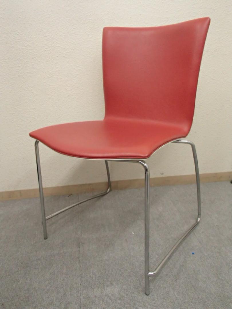 スタッキングチェア｜　adcore製　｜　重ねて収納　｜レッド　ホワイト
                        
                                    中古
            